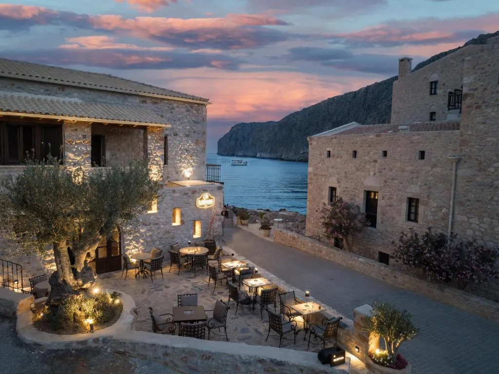 ninemia accomodation--