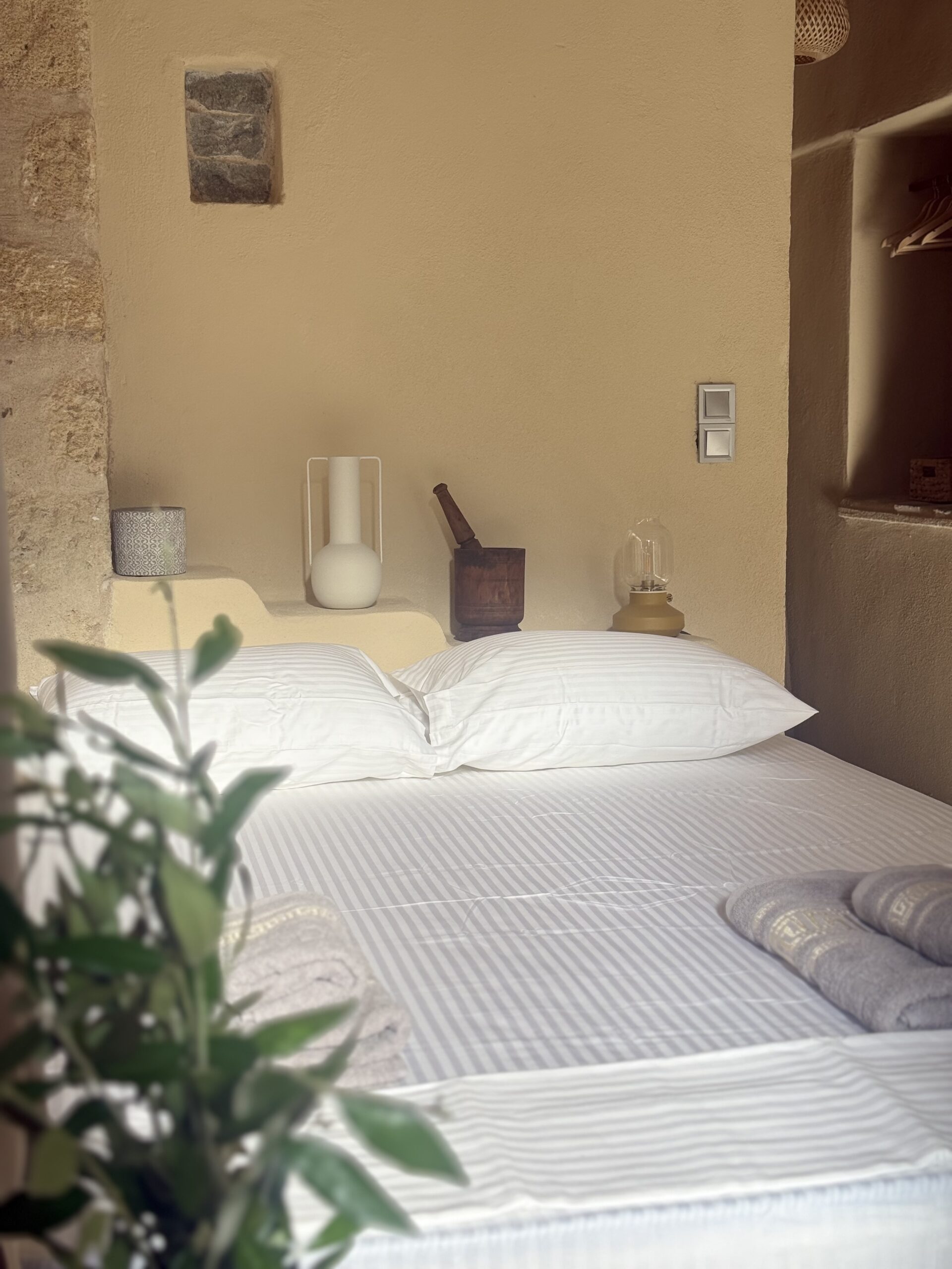 comfortable rooms at ninemia mani